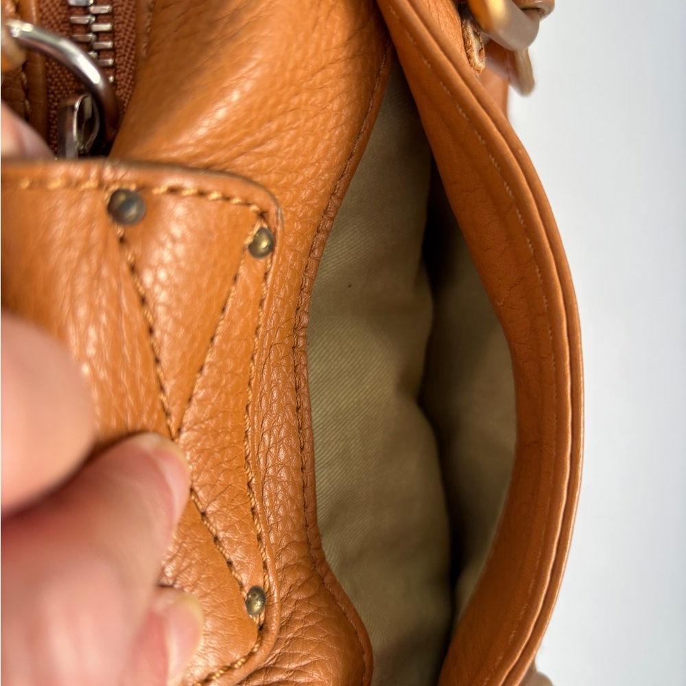 Chloe Paddington Satchel in Tan Leather Satchel with Gold Accents - Re-released - Picture 12 of 15
